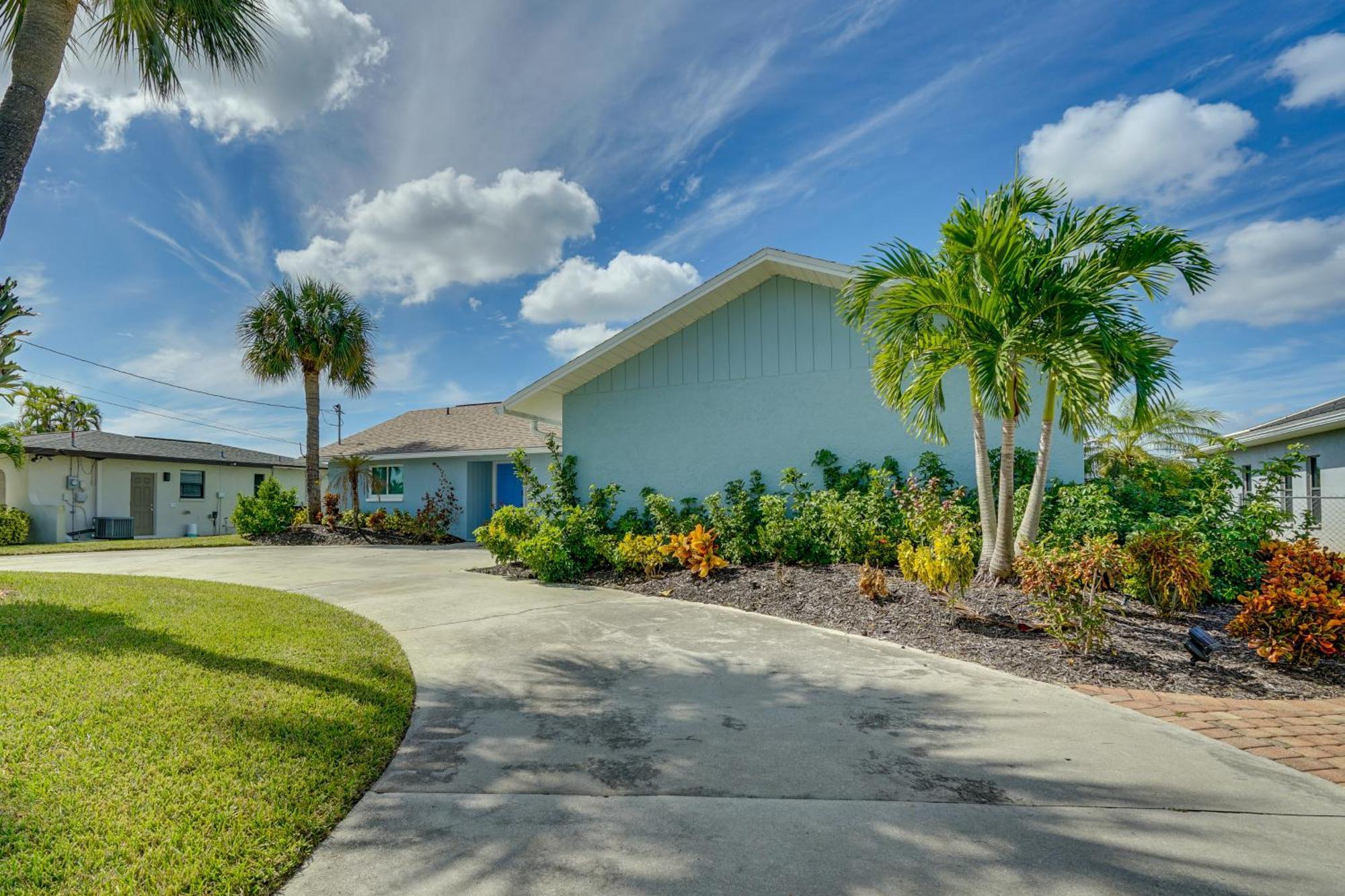 Beachy Cape Coral Home - Swim, Fish, Boat! Exterior foto